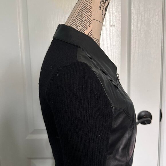 Women's black jacket - Picture 2 of 2